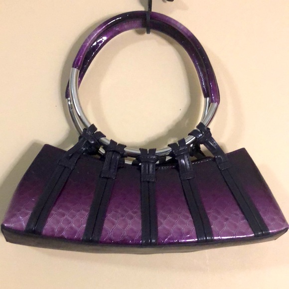 Women’s Purse. - Picture 3 of 3